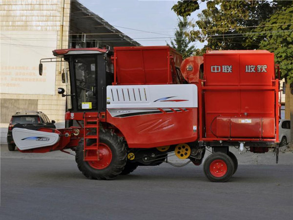 收割機在山地使用注意事項